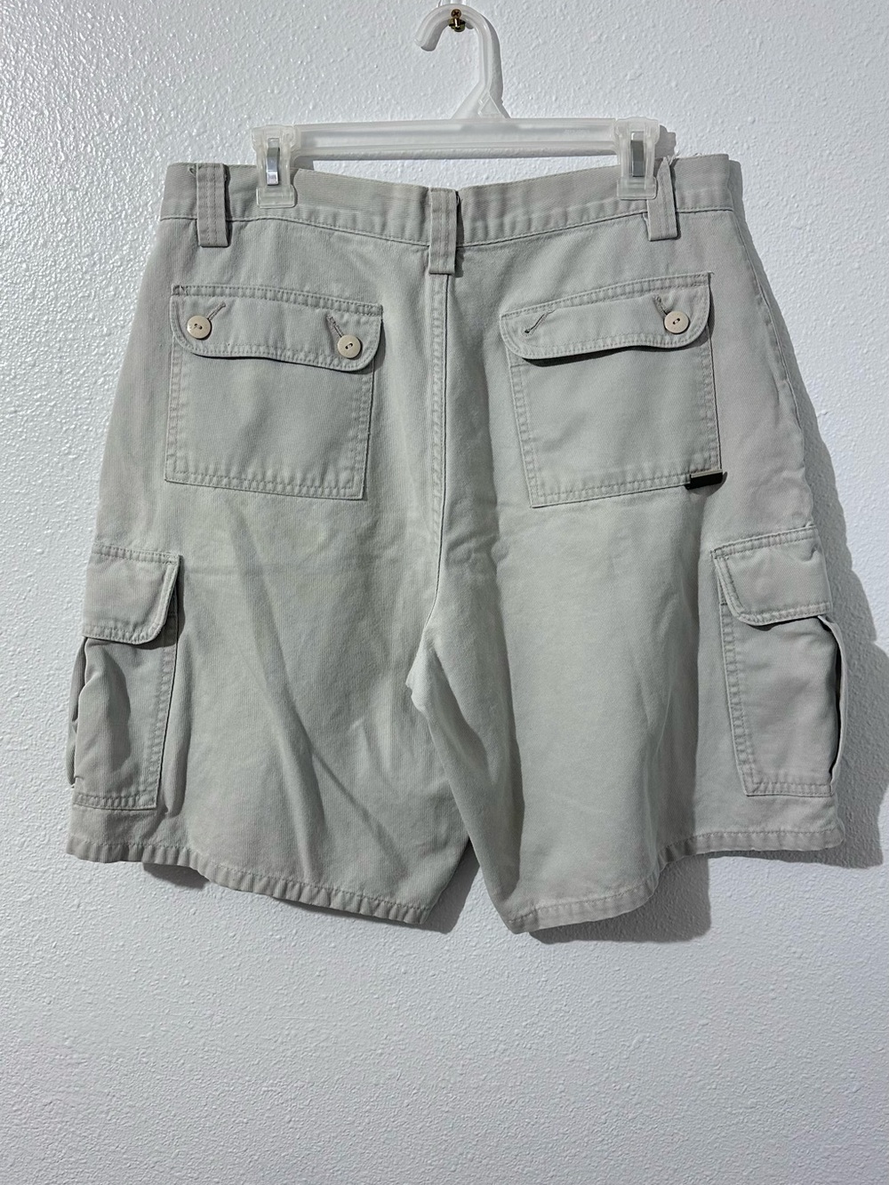Vintage Levi’s SilverTab Khaki Men's Cargo Shorts Size 34 - Picture 2 of 7